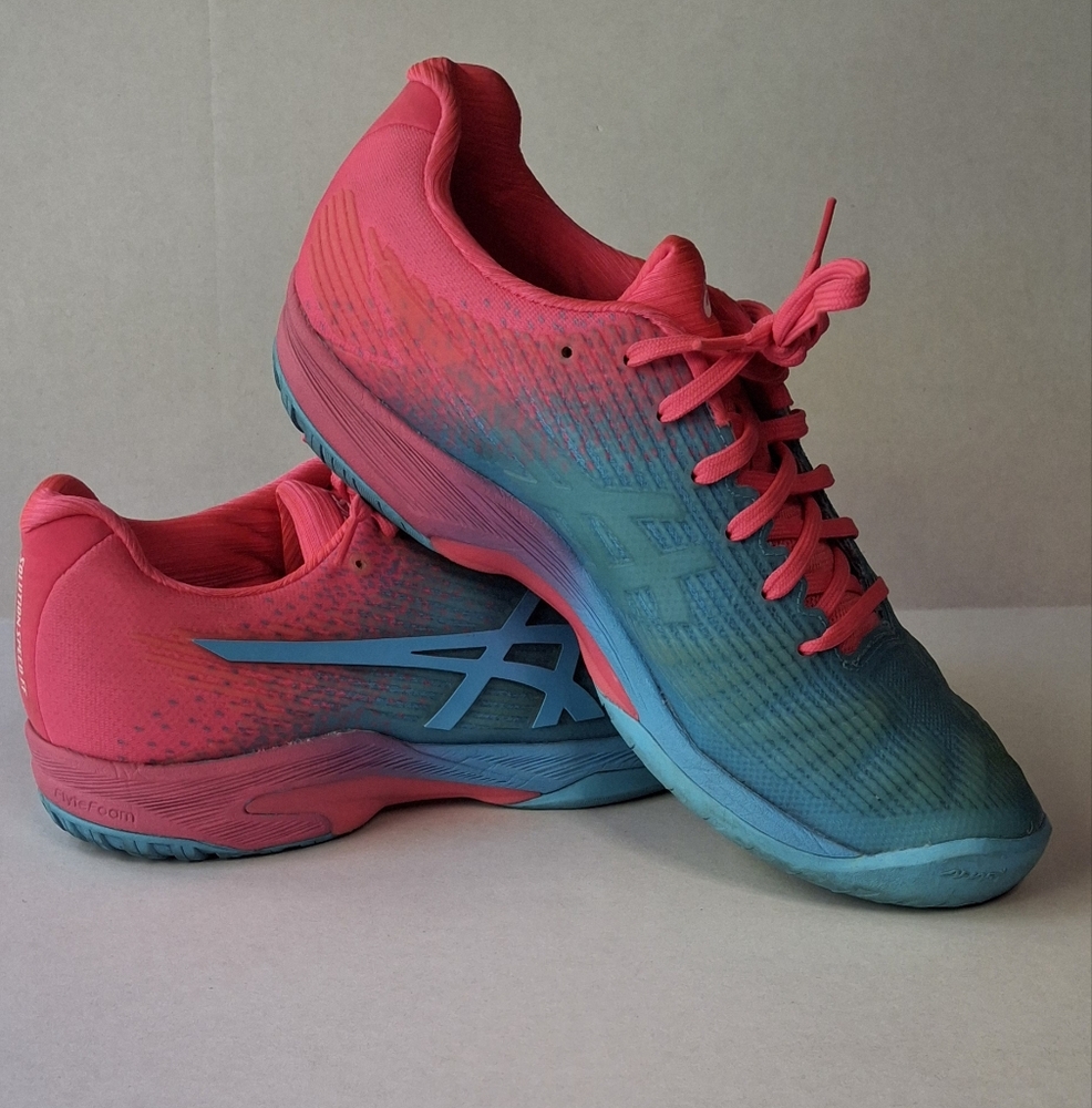 Asics - Picture 1 of 13